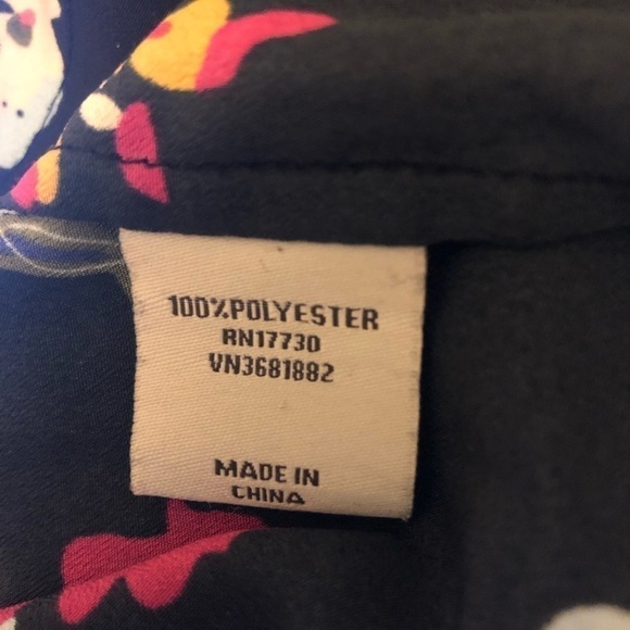 Tucker Floral Casual Dress l SIZE S - Picture 6 of 6